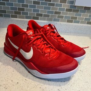 Kobe 8 Protro “University Red” Men’s Size 12